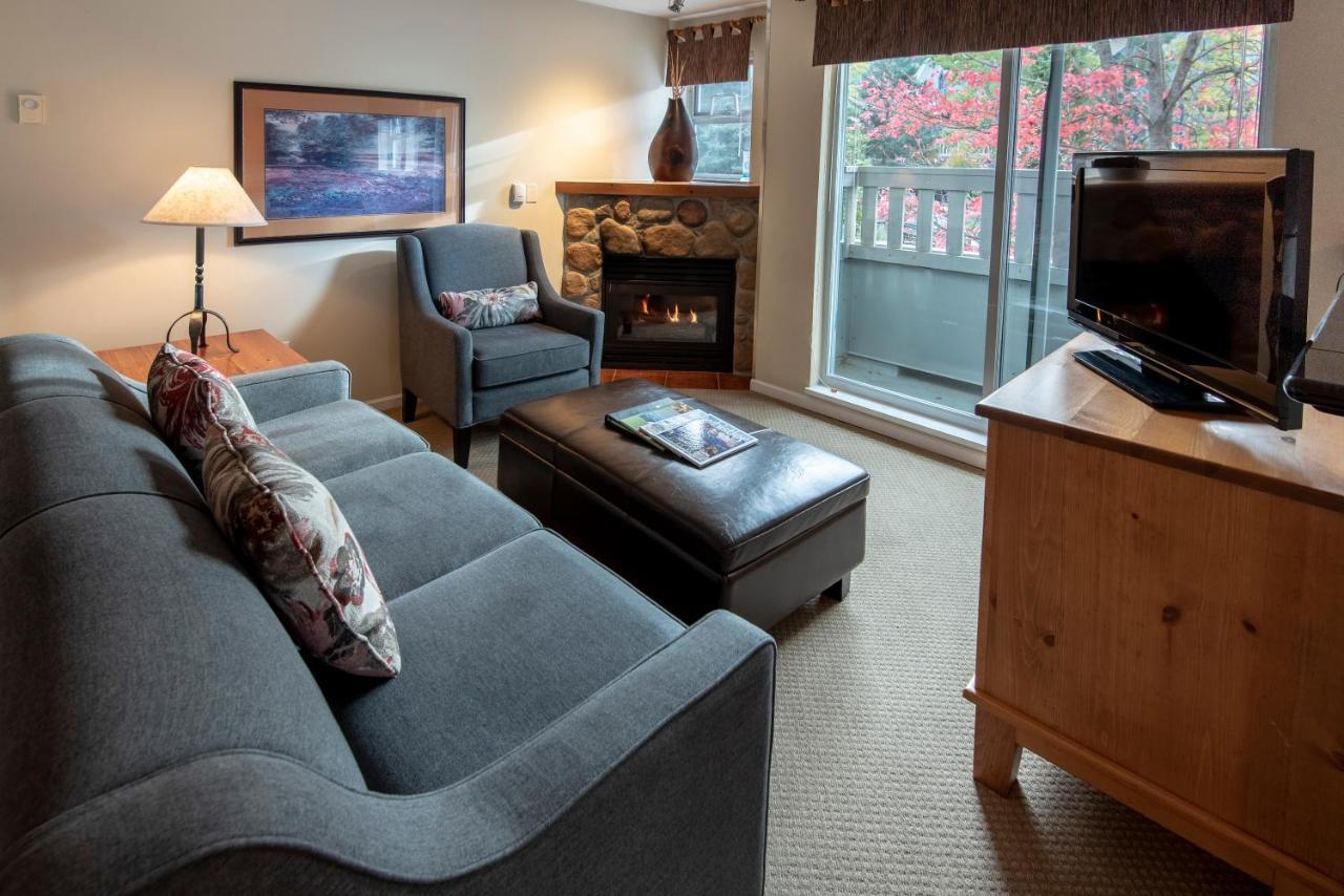 Whistler Town Plaza By Latour Hotels And Resorts Екстериор снимка