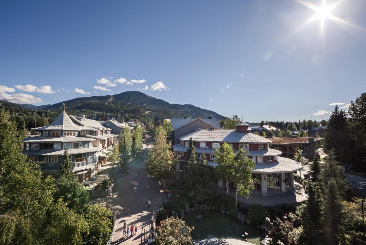 Whistler Town Plaza By Latour Hotels And Resorts Екстериор снимка